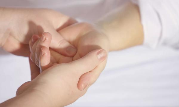 Universit&agrave; e inclusione, il corso di laurea in Fisioterapia per studenti non vedenti e ipovedenti.